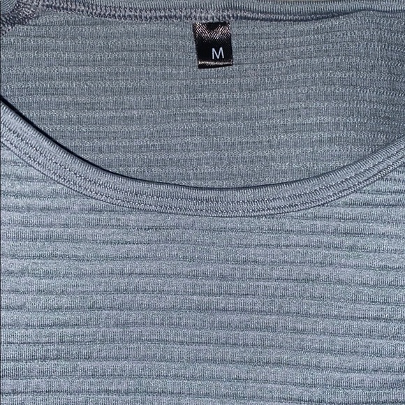 Alphalete Revival Crop - Picture 4 of 4